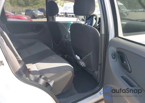 2003 Ford Escape Xlt from USA, damaged, VIN 1FMYU03193KB33615